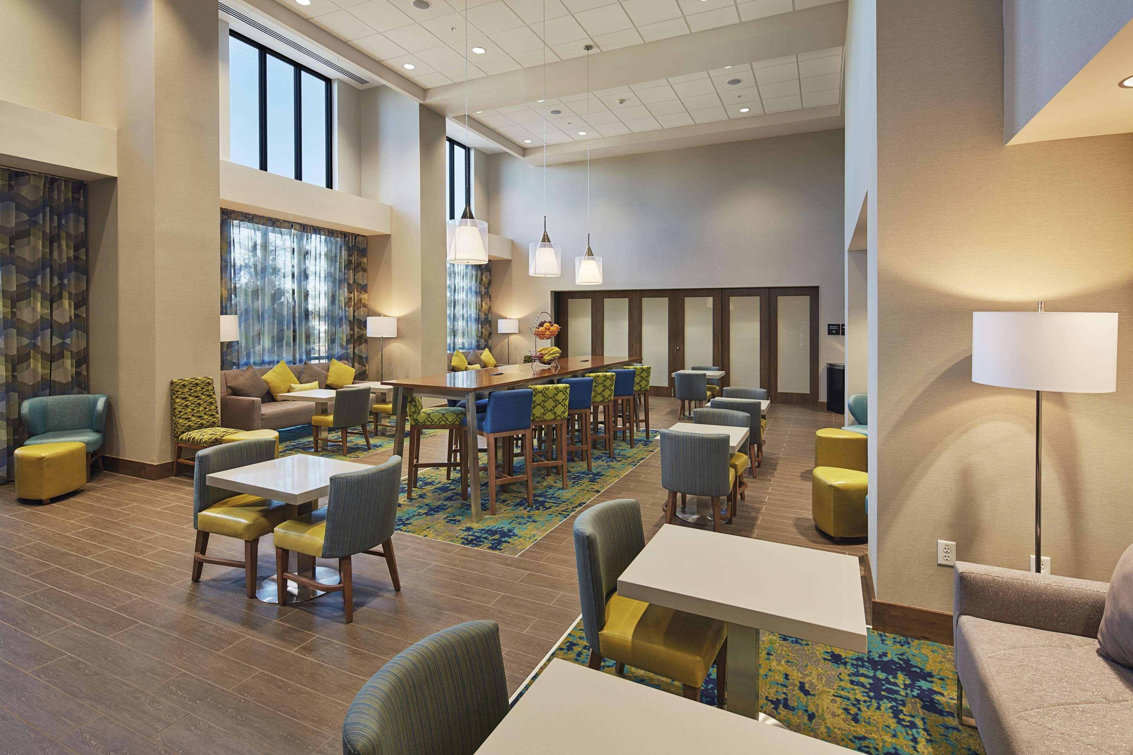 Hampton Inn & Suites Sacramento At Csus Dış mekan fotoğraf